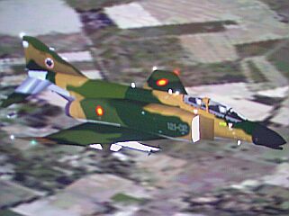 Sobre los campos con restos de nieve.